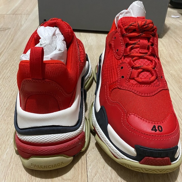 Balenciaga Triple S - Picture 4 of 4